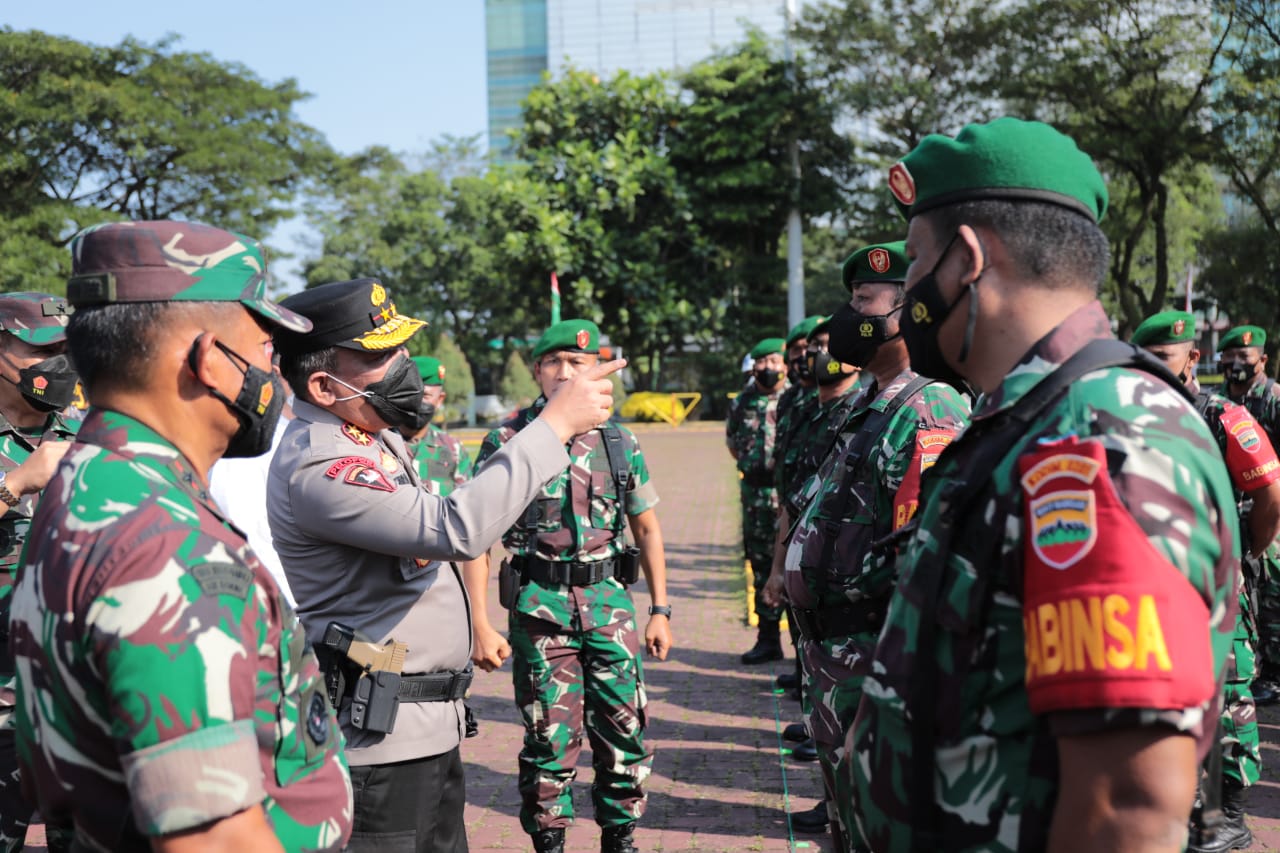 Apel Siap Siaga TNI-Polri,  Kapolda Sumut dan Pangdam I / BB : TNI dan Polri Garda terdepan