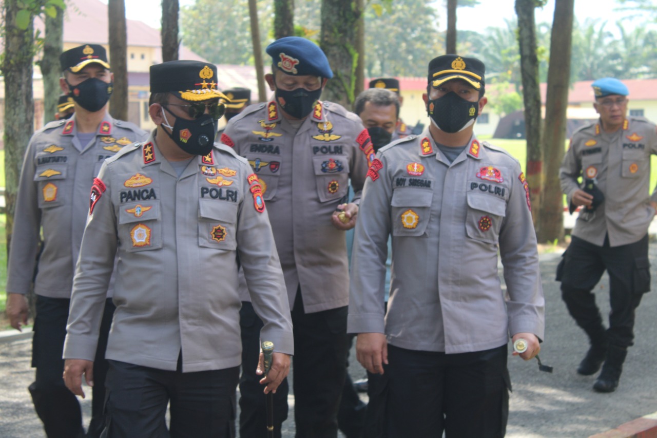 Tindak Lanjuti Arahan Kapolri Terkait Prokes dan Vaksinasi Lansia, Kapolda Sumut Sidak Pematang Siantar