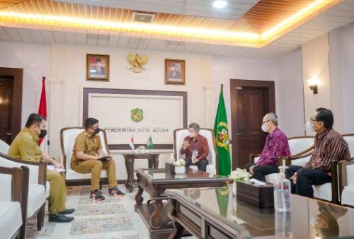 Bobby Menerima Kunjungan Kepala Perwakilan BI
