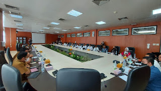 RDP Memanggil DPMPTSP ,Dinas Pariwisata dan Pemilik Cafe