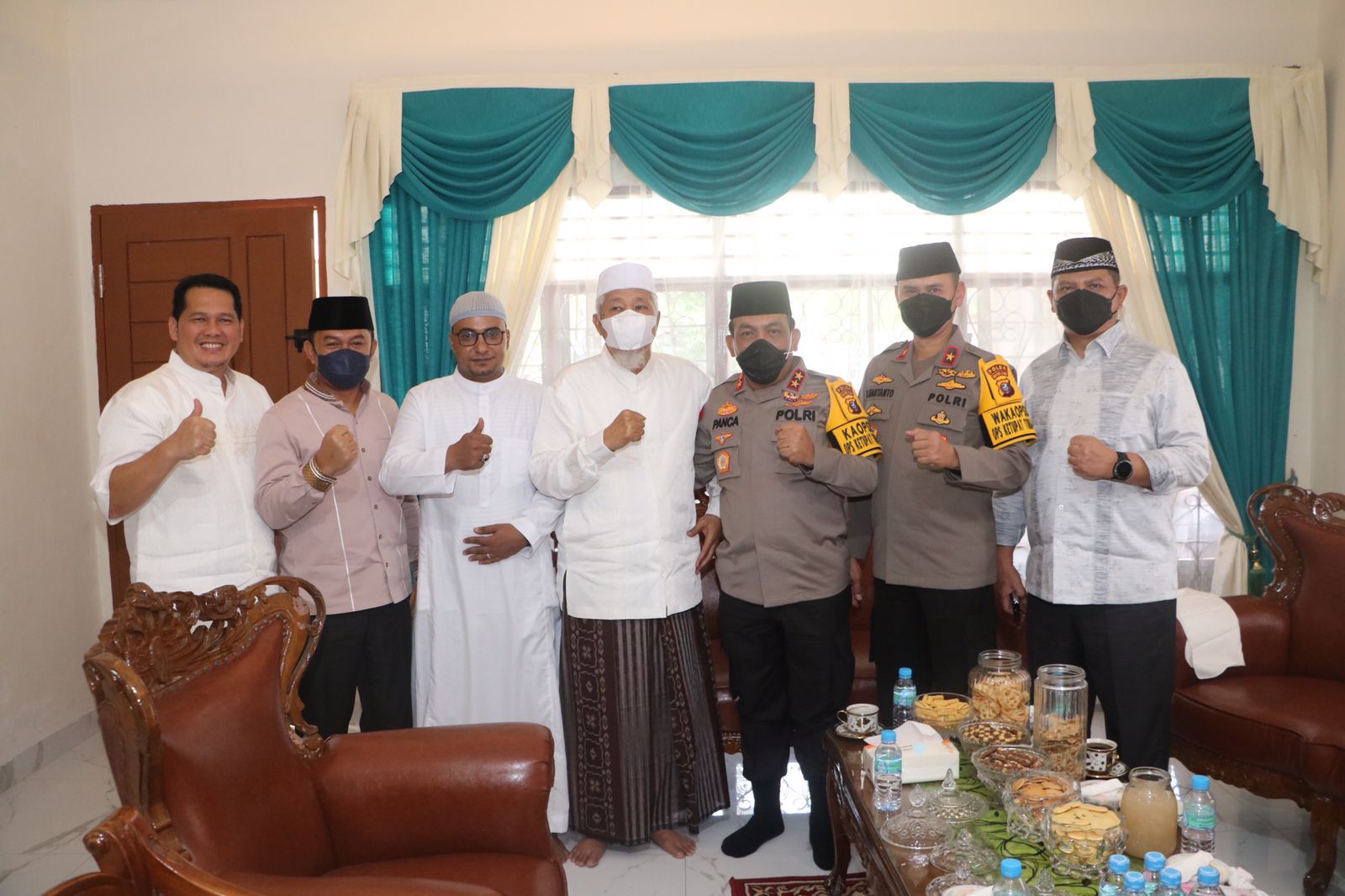 Kapolda Sumut Kunjungi Tokoh Agama Saat Perayaan Idul Fitri 1443 H