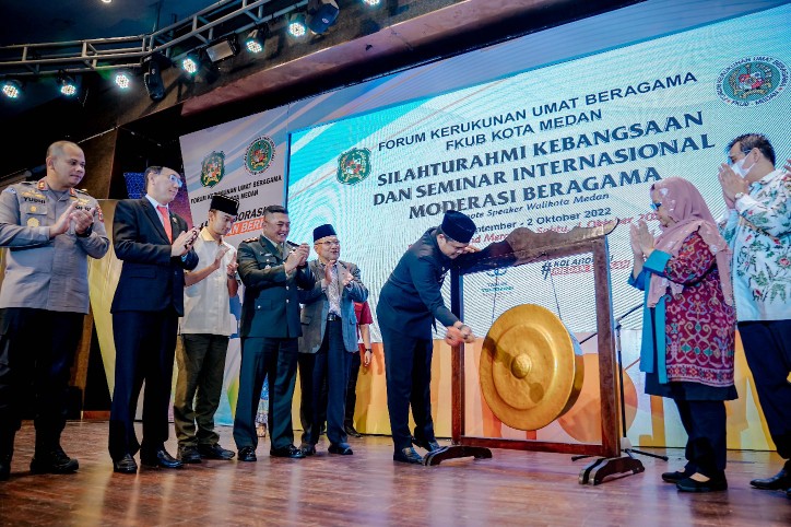 Walikota Medan Buka Silaturahmi Kebangsaan dan Seminar Internasional Moderasi Beragama di Hotel Grand Mercure