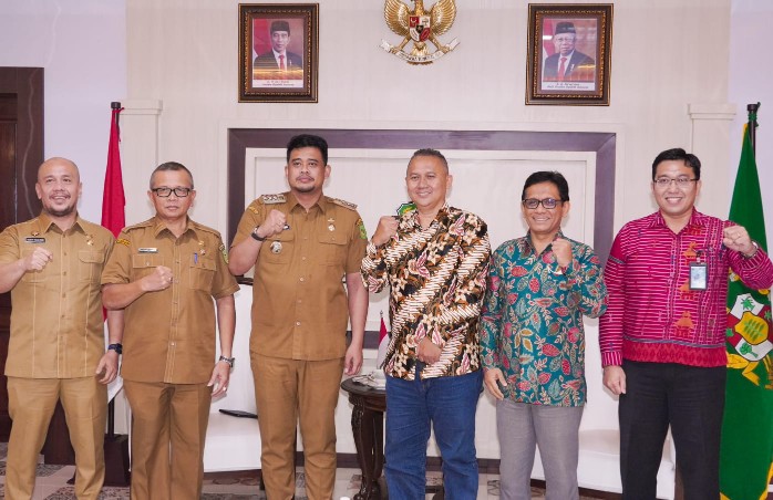 Dukung Pengembangan UMKM, Bobby Nasution Apresiasi Digelarnya Festival Pasar Senyum