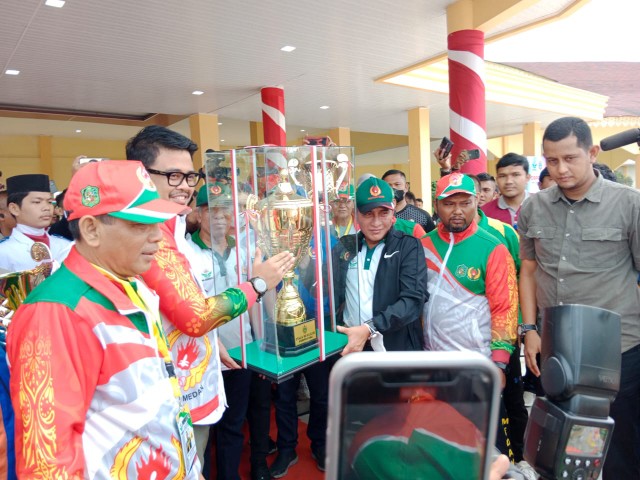 Berkat Dukungan Bobby Nasution, Kota Medan Kembali Meraih Juara Umum Diajang Porprovsu 2022