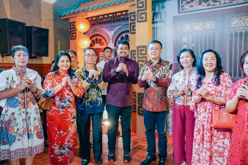 Walikota Medan Bersama Mensos dan Menpan RB Hadiri Perayaan Malam Cap Gomeh DPD PDI Perjuangan Sumut