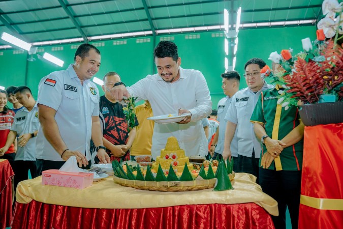 Bobby Nasution: Geliatkan Kembali Bulutangkis dan Lahirkan Atlet Berprestasi