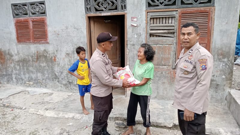 Sat Binmas Polres Serdang Bedagai Melaksanakan Giat Pemberian Bantuan Sosial Kepada Warga Yang Kurang Mampu