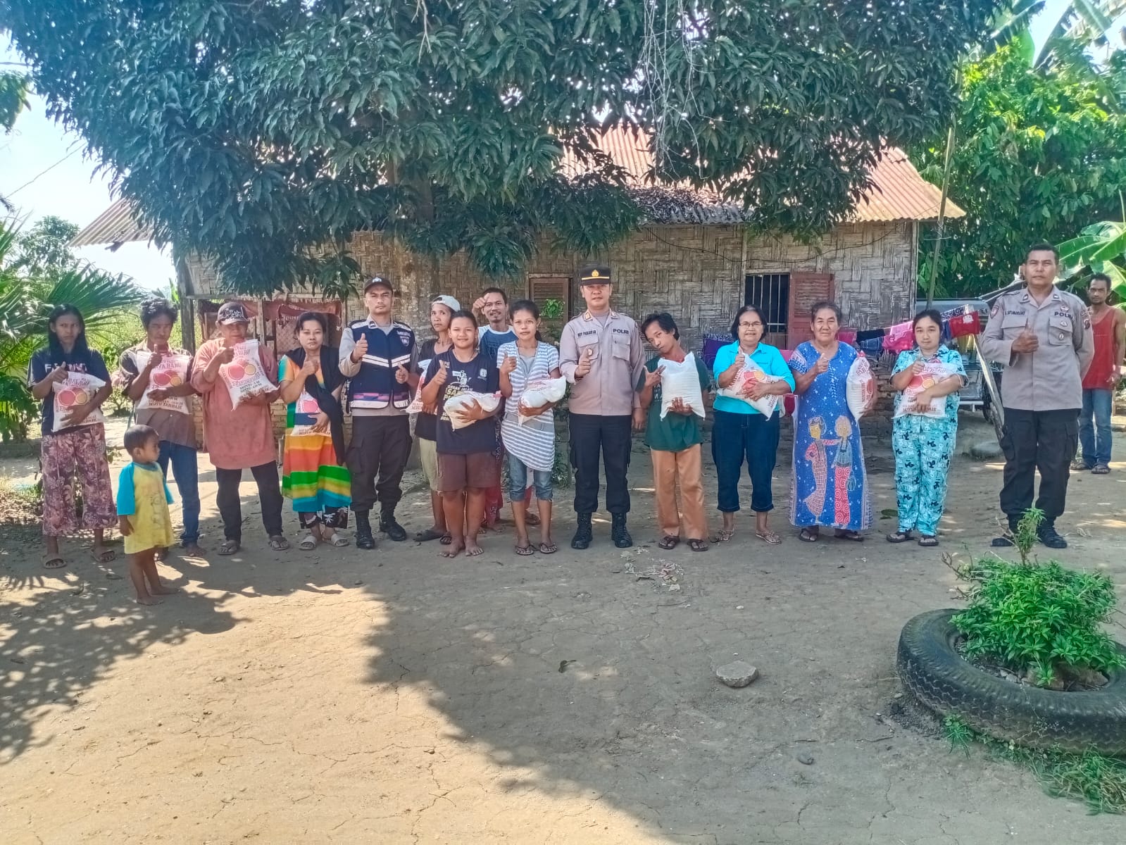 Dalam rangka Rahmadan 1444H Sat Binmas Polres Sergai Bedagai Kembali Melaksanakan Giat Sosial Kepada Warga Yang Kurang Mampu