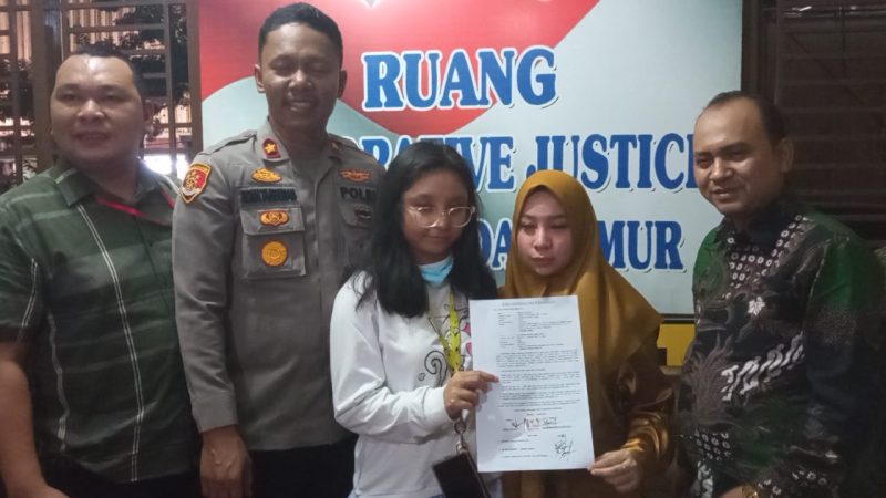 Viral di Medsos, Dokter Muda Wanita Dengan Ibu-ibu Berujung Damai