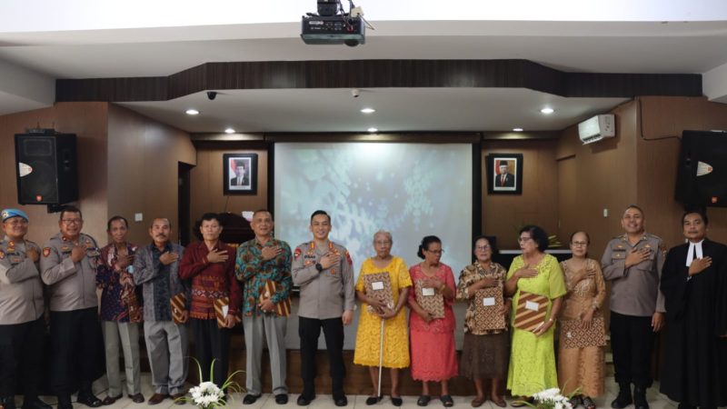 Keluarga Besar Polresta Deli Serdang Laksanakan Ibadah Peringati Hari Paskah