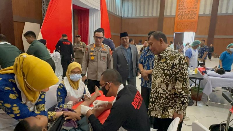 Sambut HUT Bhayangkara, Polresta Deli Serdang Gelar Khitanan dan Vaksin Massal
