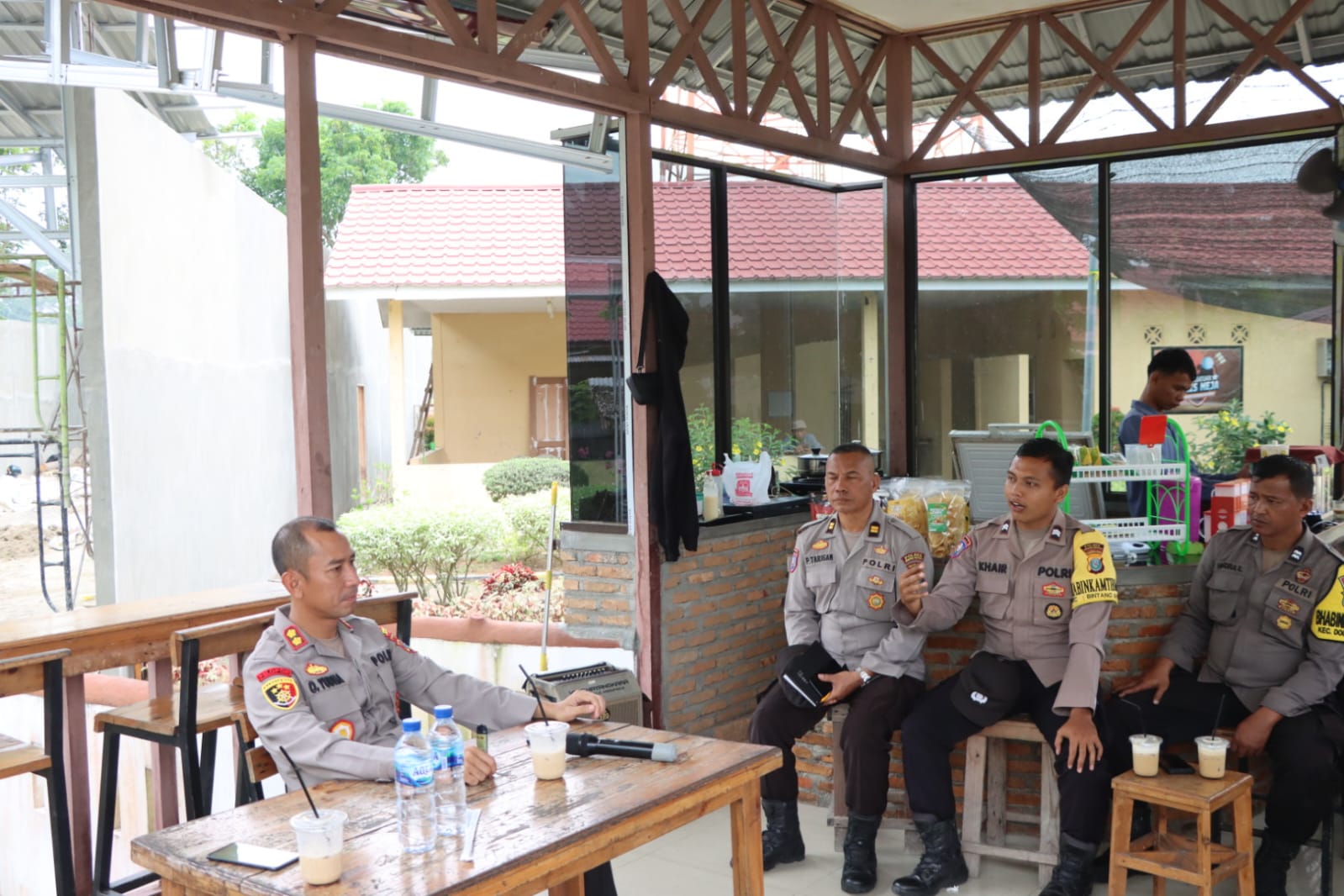 Kapolres Sergai Memberikan Pengarahan dan Motivasi ke Personil Bhabinkamtibmas