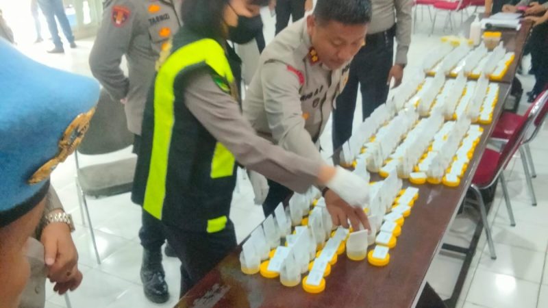 Polres Binjai Gelar Tes Urine Dadakan ke Personil