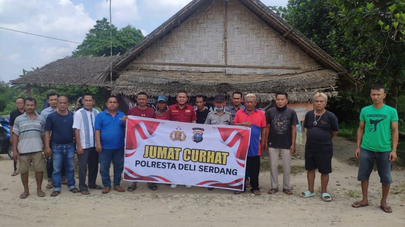 Polresta Deli Serdang Laksanakan Kegiatan Jumat Curhat Dengarkan Keluh Kesah Masyarakat