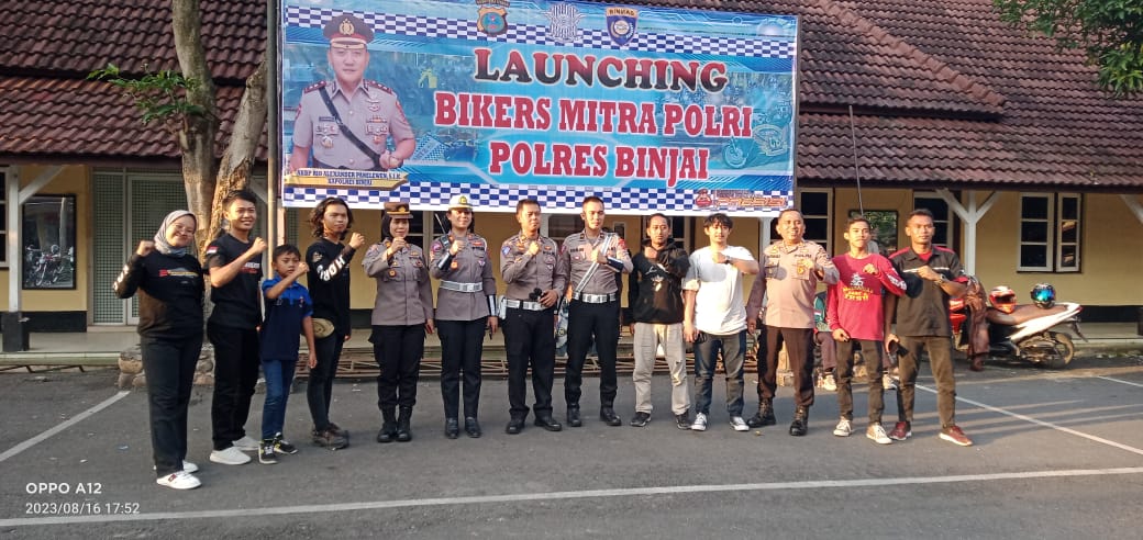 Louncing Bikers Mitra Polri Polres Binjai Dua Sepeda Motor Antik Curi Perhatian Kapolres Binjai 