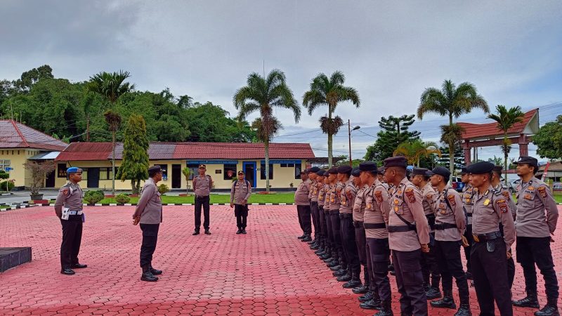 Kapolres Toba Lepas 30 Personil BKO Pengamanan Pilkades di Polres Madina