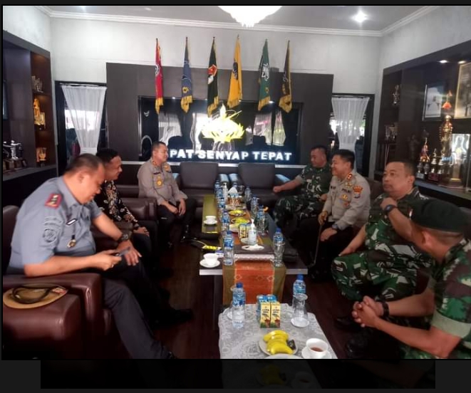 Kapolres Langkat Hadiri Syukuran Hari Jadi Yonif Raider 100 Ke 58