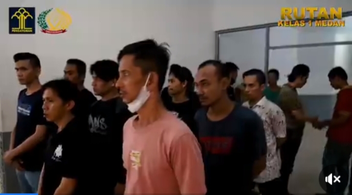 Serentak, 17 Orang Warga Binaan Rutan Kelas I Medan Dapat Pembebasan Bersyarat