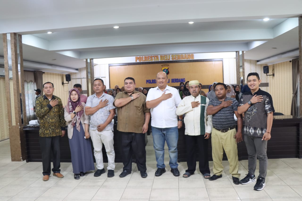 Sosialisasi Posko Kampung Bersih Narkoba dan Survey Publik dari Universitas Pembangunan Panca Budi Medan
