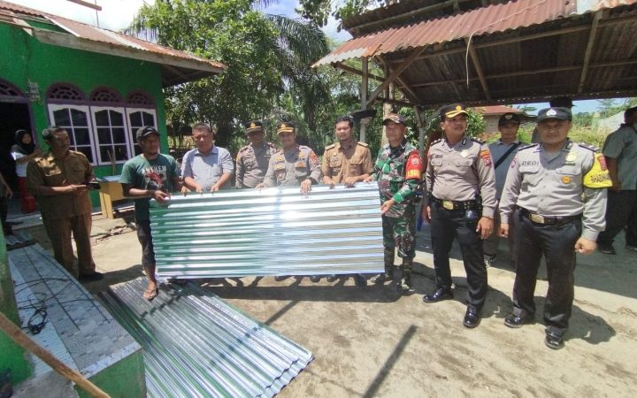 Kapolres Sergai Beserta PJU Tinjau Lokasi Rumah Warga yang Mengalami Musibah