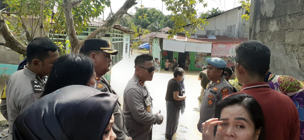 Binjai Dilanda Banjir, Kapolres Turun Langsung 