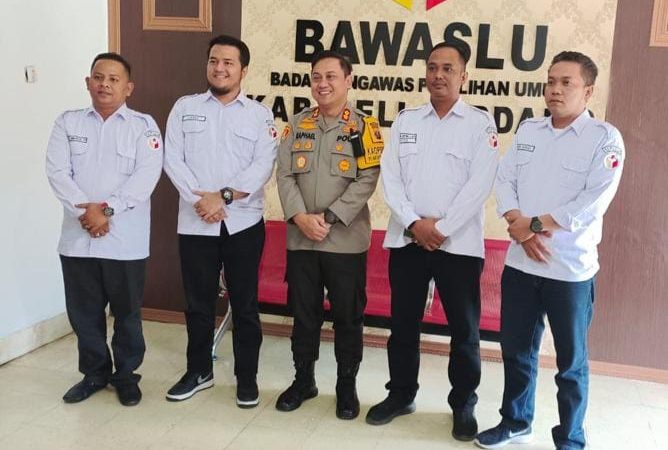 Jalin Silaturahmi, Kapolresta Deli Serdang Kunjungi KPU dan Bawaslu Deli Serdang