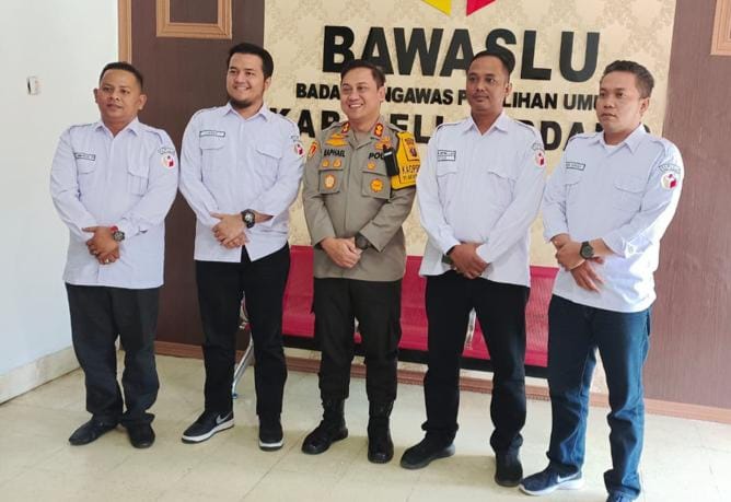 Jalin Silaturahmi, Kapolresta Deli Serdang Kunjungi KPU dan Bawaslu Deli Serdang