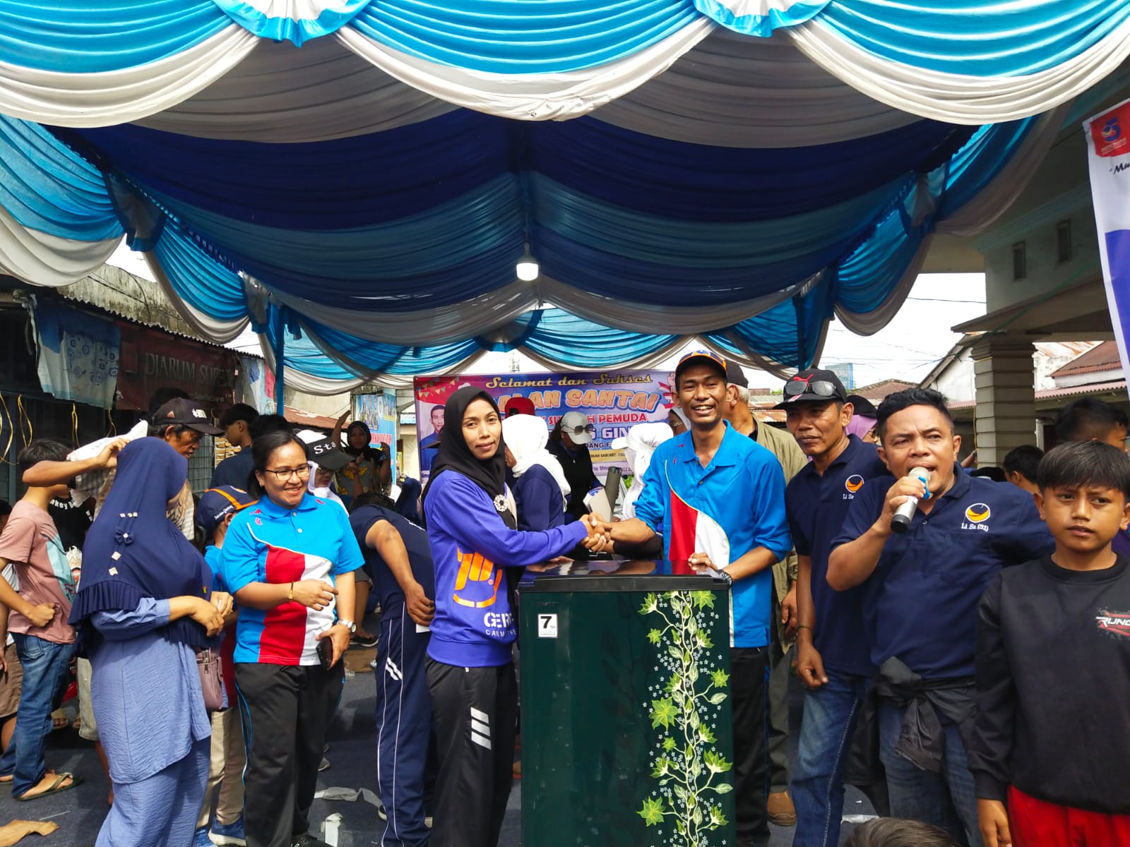 Antonius Ginting, Anggota DPRD Deli Serdang Gelar Senam Sehat dan Jalan Santai Bersama Masyarakat