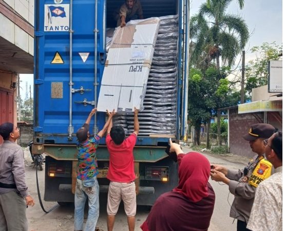 Polres Langkat Mengamankan Logistik Kotak Suara dan Tinta Pemilu Tahun 2024