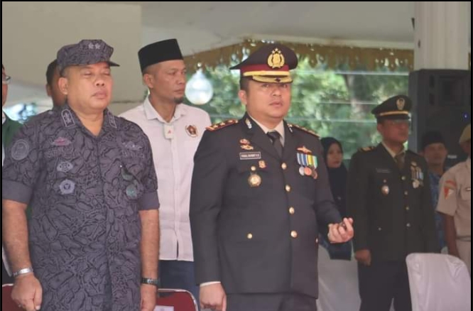 Kapolres Langkat Menghadiri Upacara Peringatan Hari Pahlawan