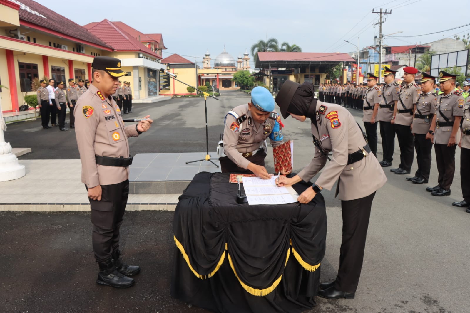 Kapolresta Deli Serdang Pimpin Upacara Pelantikan Wakapolresta  
