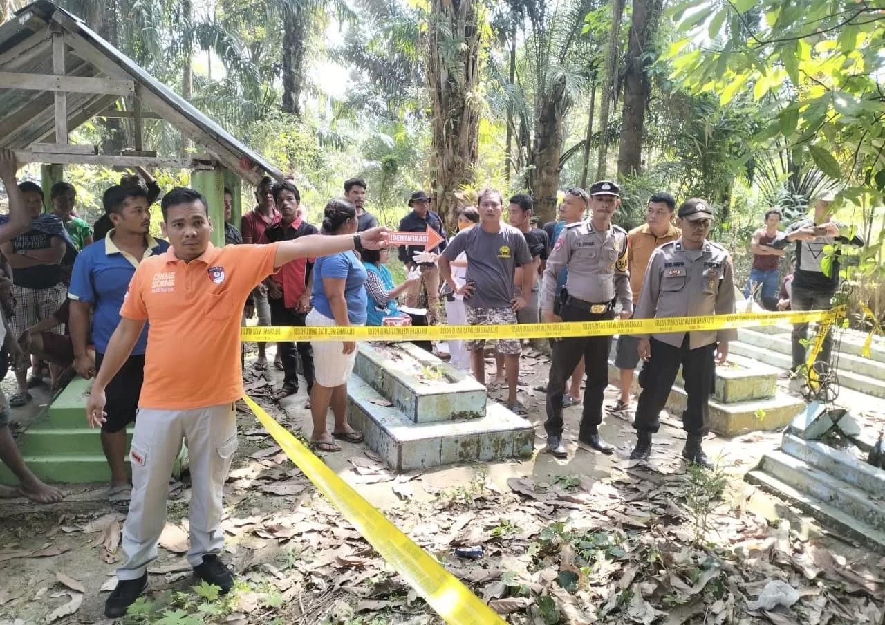 Polsek Kotarih Polres Sergai Olah TKP Dugaan Bunuh Diri