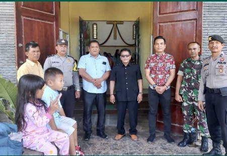 Sinergitas Pak Babin TNI-Polri Amankan Ibadah Gereja, Polsek Kotarih dan Koramil Patroli Bersama
