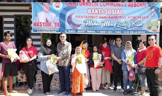 Kegiatan Baksos Membagikan Bahan Pokok