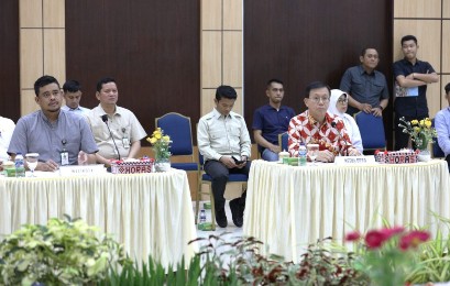 Hasyim Hadiri Penyerahan LHP Keuangan Pemko Medan 2023