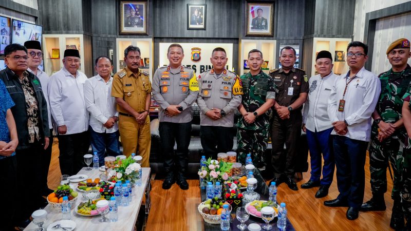 Kapolres Binjai Sambut Kunker Kapolda Sumut Beserta Ketua Bhayangkari