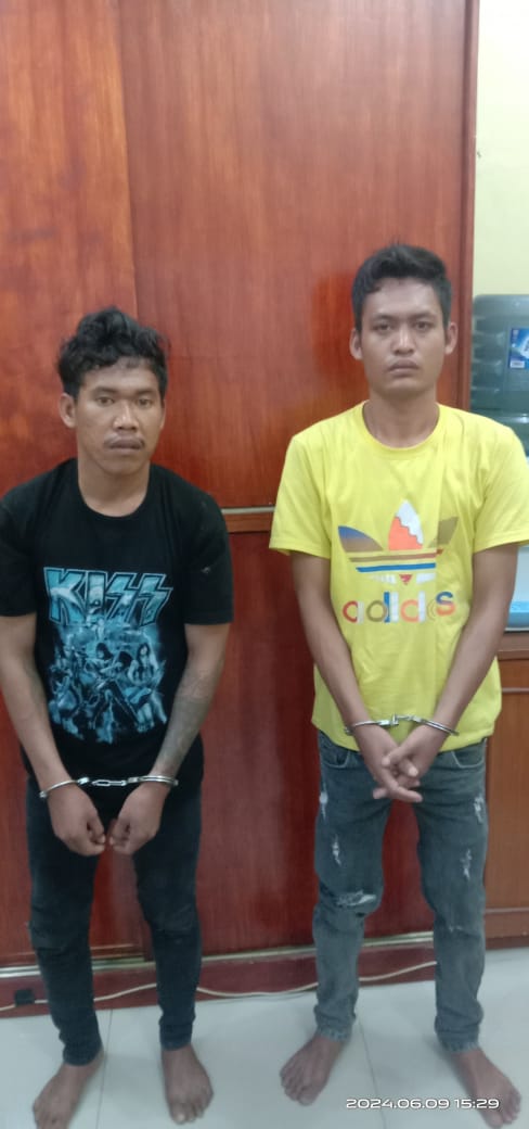 Polres Sergai Amankan Dua Pria Yang Membawa Senjata Tajam 
