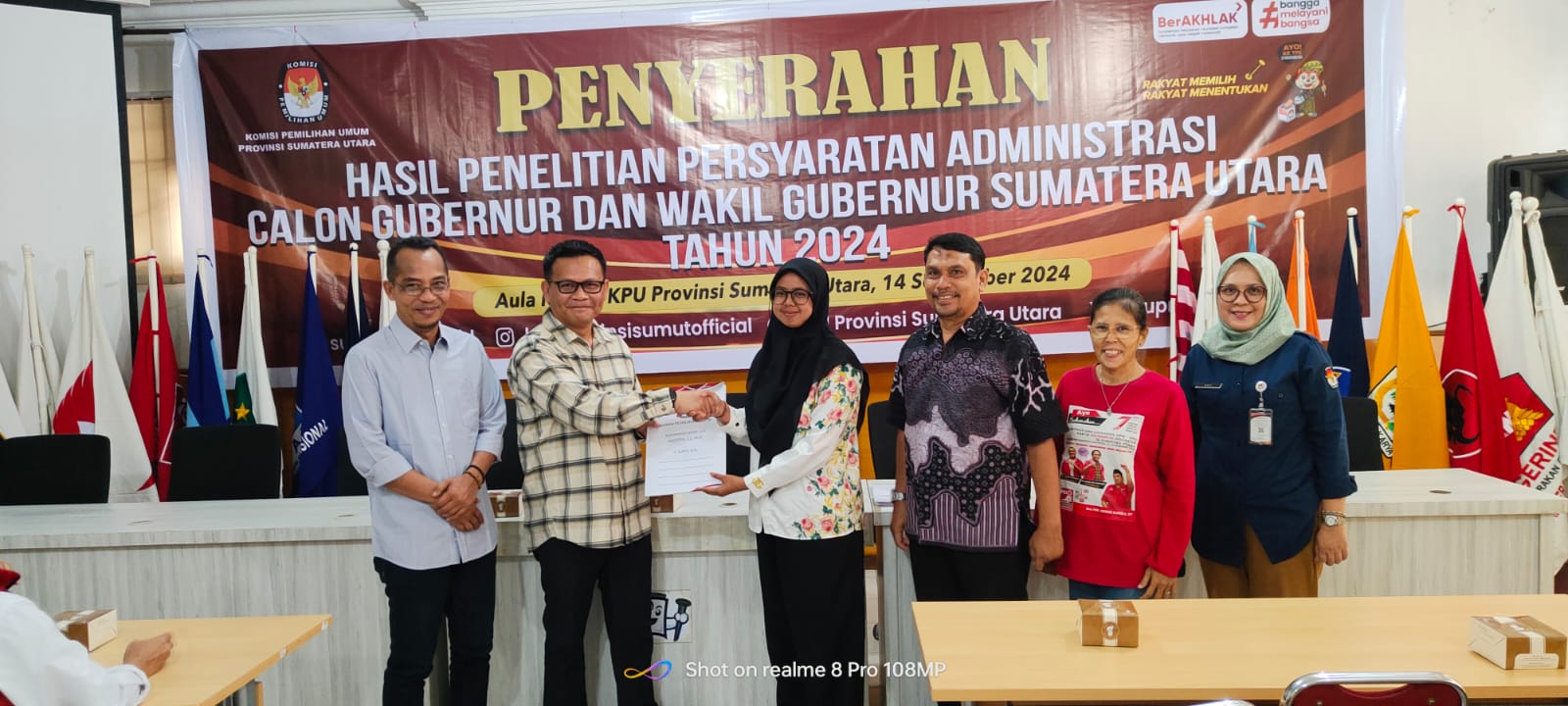 KPU Provinsi Sumut Gelar Penyerahan Hasil Penelitian Syarat Administrasi Calon Gubernur dan Wakil Gubernur