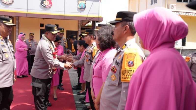 Kapolda Sumut Tekankan Transparansi dan Profesionalisme dalam Kunjungan ke Polres Simalungun