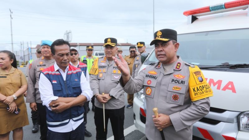 Kapolda Sumut Tinjau Kesiapan Pos Nataru di Simalungun untuk Jamin Kenyamanan Pemudik