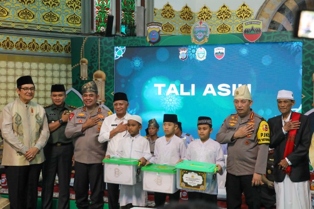 Kapolri Safari Ramadan di Medan: Pererat Silaturahmi Demi Keamanan dan Kesejahteraan