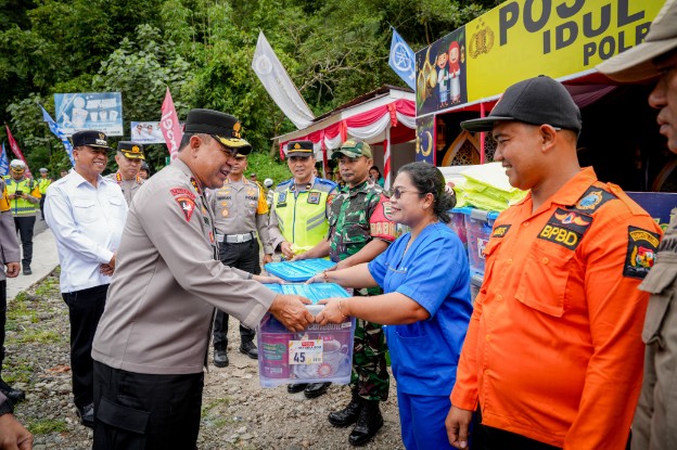 Kapolda Sumut Tinjau Pos Pelayanan dan Pengamanan Terpadu IdulFitri di Wilayah Tanah Karo