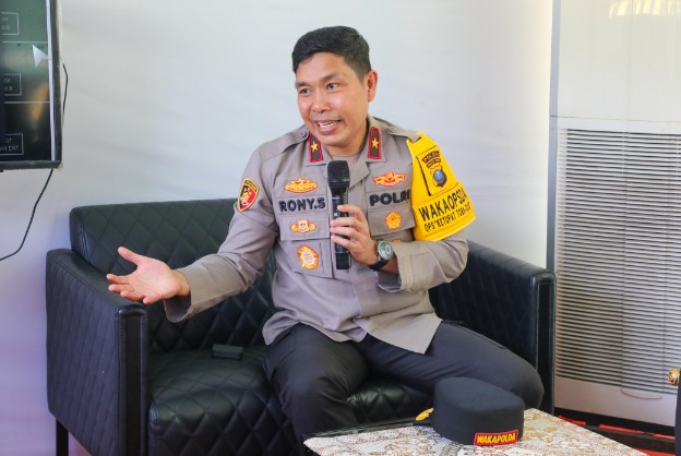 Wakapolda Sumut Tinjau Pos Pelayanan Pintu Tol Kisaran, Tekankan Pelayanan Optimal bagi Masyarakat