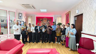 Panitia Paskah GBKP Runggun Kunjungi Ketua DPRD Medan