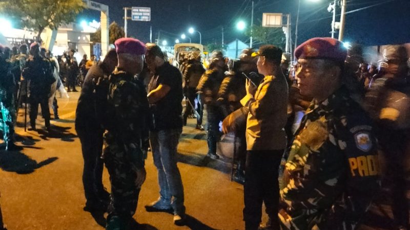 Polisi Bubarkan Tawuran Brutal di Belawan, 9 orang Diamankan — Kapolsek Medan Belawan Terluka Saat Amankan Lokasi