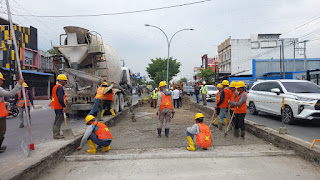 Penataan Media Jalan ,Urai Kemacetan di Persimpangan Tol