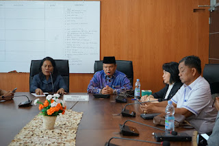 Keresahan Guru Honorer Ditampung Komisi II