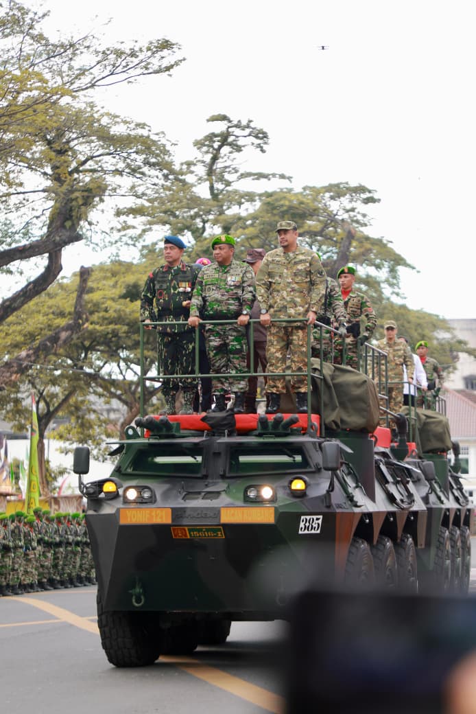 Kapolda Sumut Hadiri Upacara HUT ke-80 TNI di Lapangan Merdeka Medan