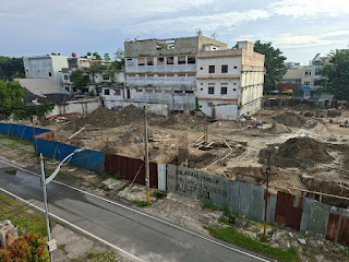 Proses Pengerjaan Lahan eks Hotel Garuda Plaza Tanpa PBG