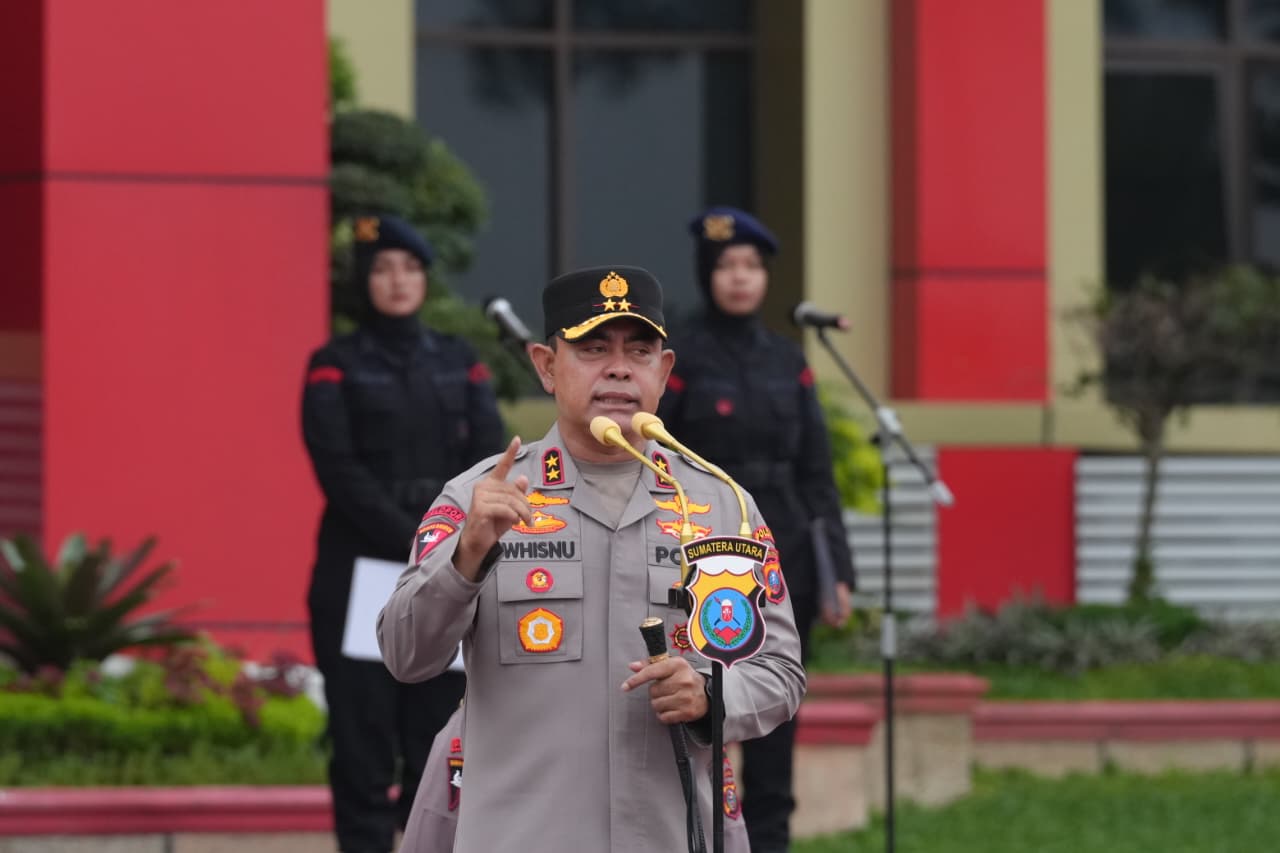 Pimpin Apel Gabungan, Kapolda Sumut Tegaskan Pentingnya Profesionalisme dan Menjaga Marwah Polri